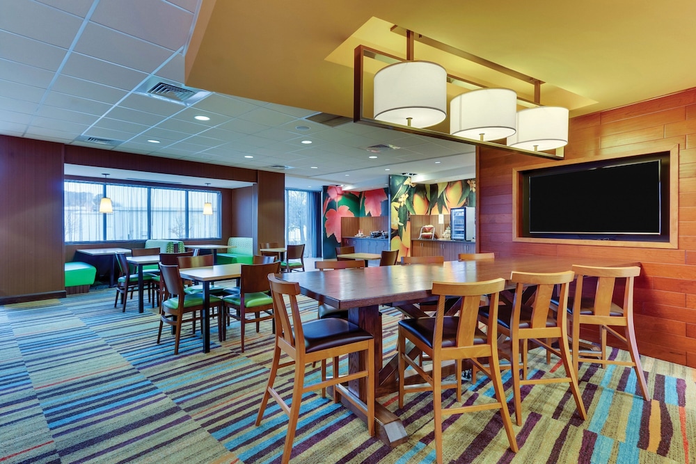 Fairfield Inn & Suites Dunn I 95 - photo 35