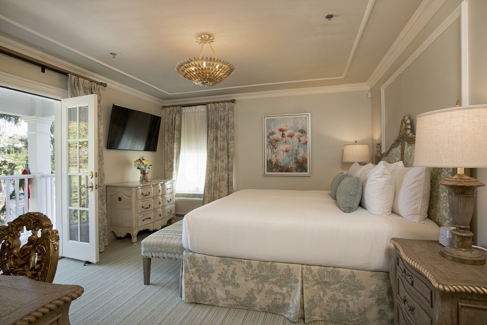 Old Town Bluffton Inn - last minute hotel in Bluffton