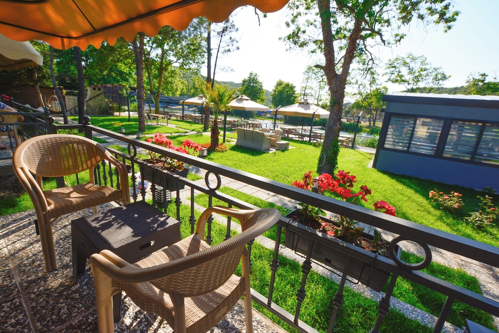 Agva Casa Rosa Bungalov Otel in Sile, Turkey