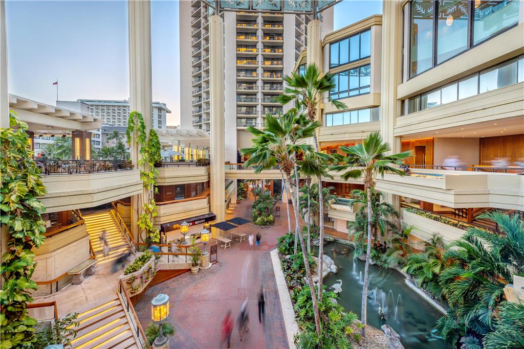 Hyatt Regency Waikiki Beach Resort & Spa - photo 96