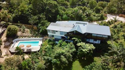 Coral villa — 4-Star Luxury Hotel in Byron Bay, Australia