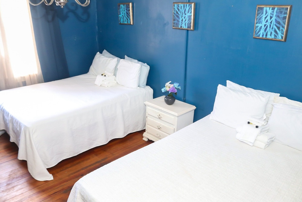 Bella's Boutique Hotel - photo 17