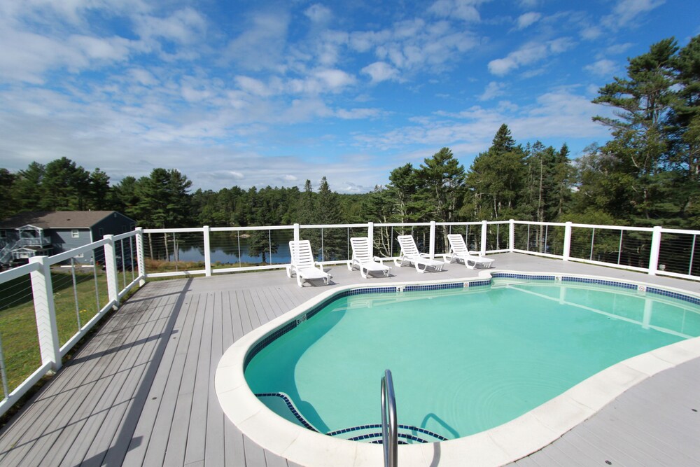 Beach Cove Waterfront Inn - photo 18