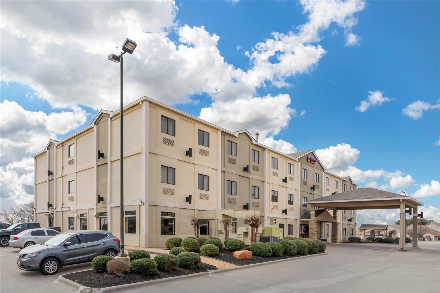 Comfort Suites Brenham — Brenham — photo 4