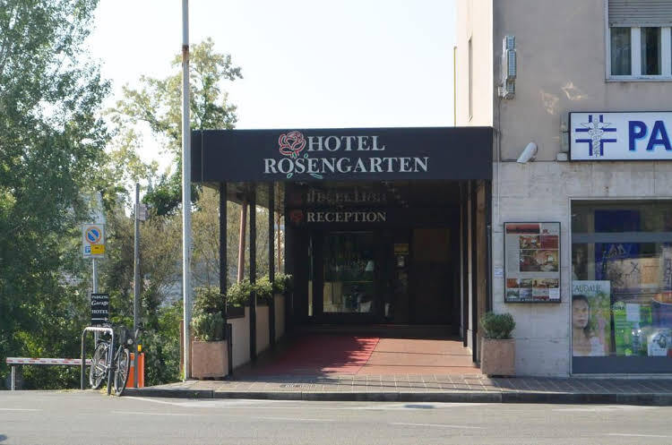 Hotel Rosengarten — hotel in Pavia
