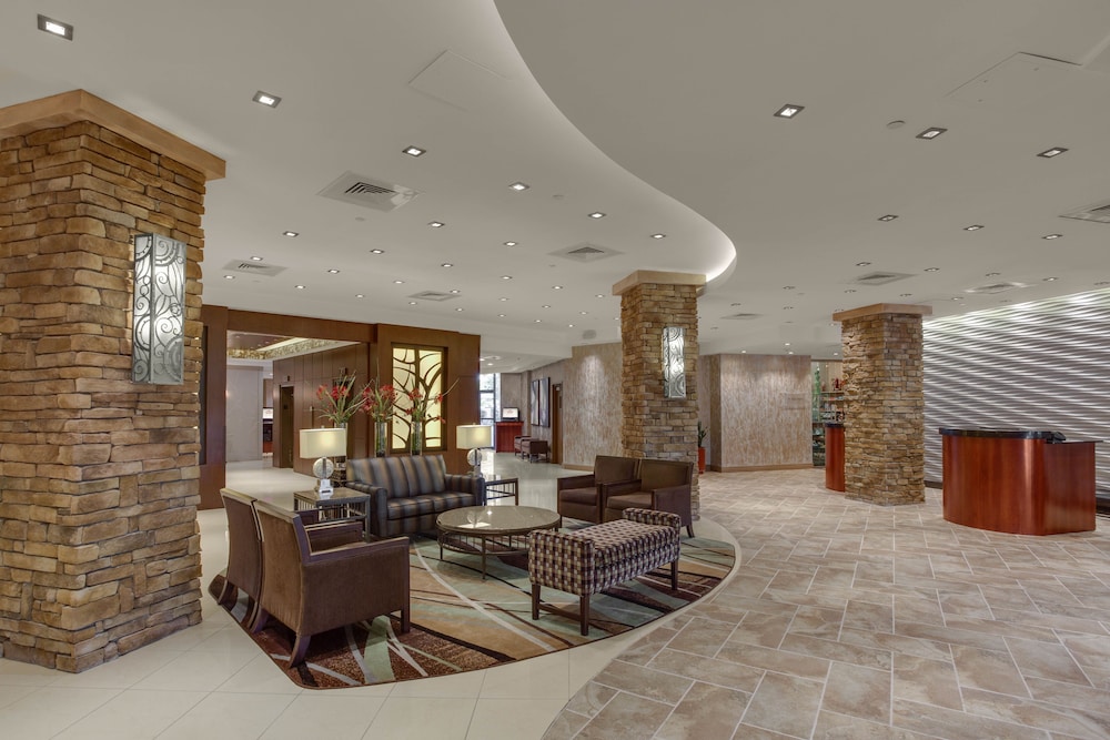 Crowne Plaza Executive Center Baton Rouge by IHG - photo 3