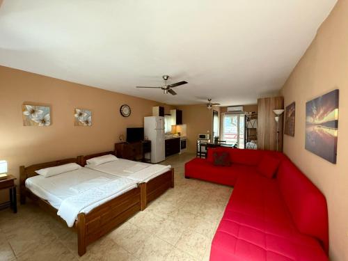 Hilltop Hideaway - last minute hotel in Unknown City