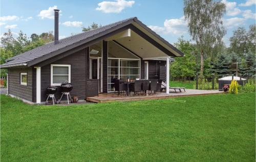 Pet Friendly Home In Rødby With Kitchen — 4-Star Luxury Hotel in Rodby, Denmark