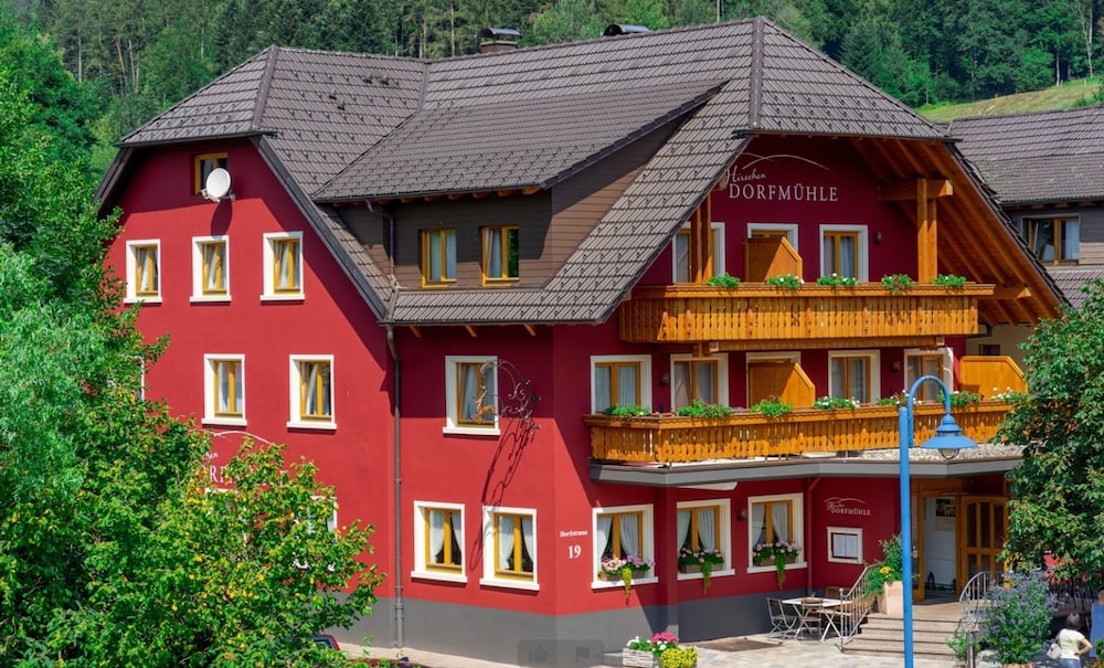 Gasthof Hirschen Dorfmühle - carbon neutral hotel in Elzach