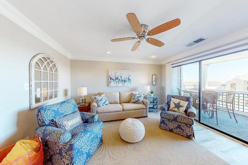 Hook Wine and Sinker — 4-Star Luxury Hotel in Myrtle Beach, United States