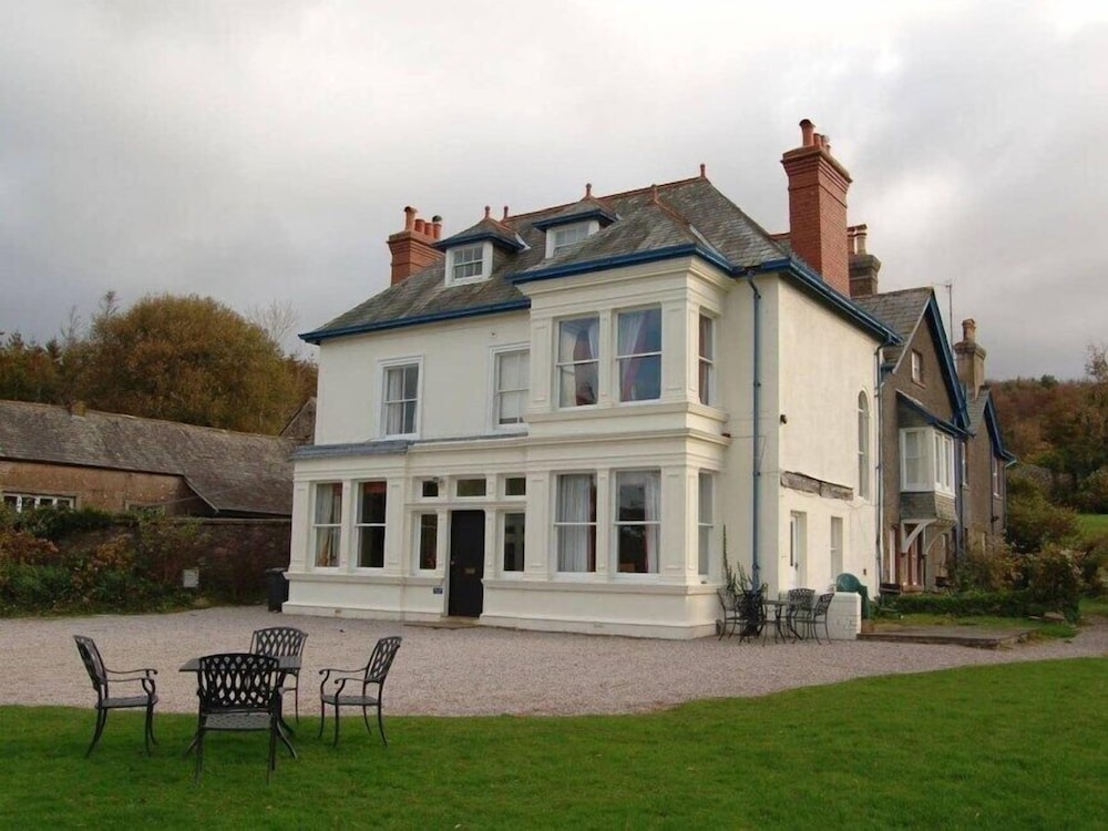 Muncaster Cottages - last minute hotel in Unknown City
