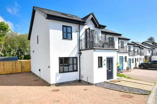 1 Afon y Felin — 4-Star Luxury Hotel in Pwllheli, United Kingdom