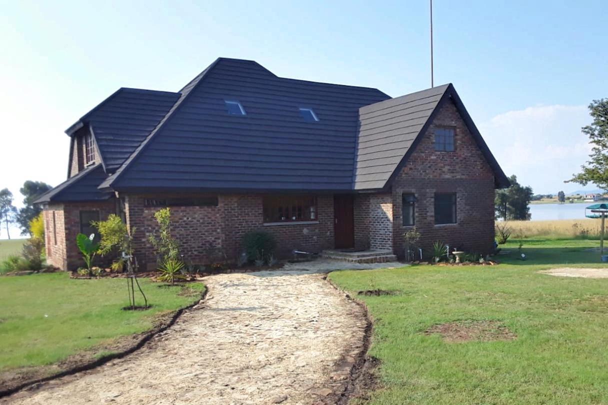 Vaal Dam Getaway — hotel in Deneysville