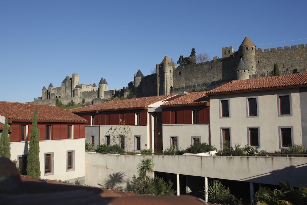 Res. La Barbacane Carcassonne Studio for 2 People — 4-Star Luxury Hotel in Carcassonne, France