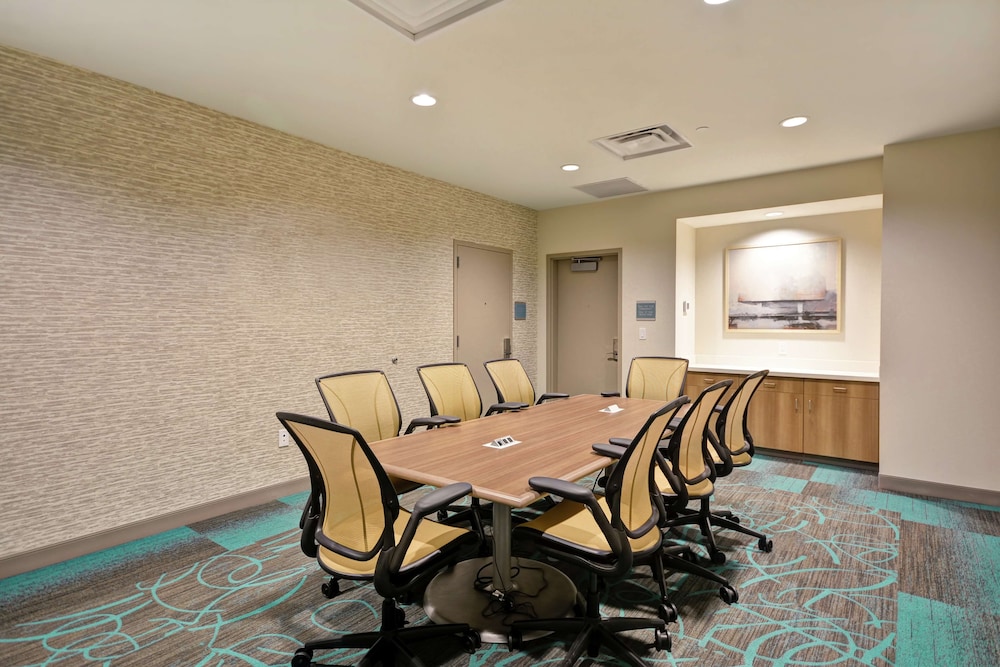 Home2 Suites by Hilton at the Galleria - photo 28