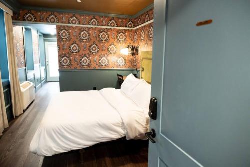 The Gas Lamp Hotel Davy Suite - photo 4