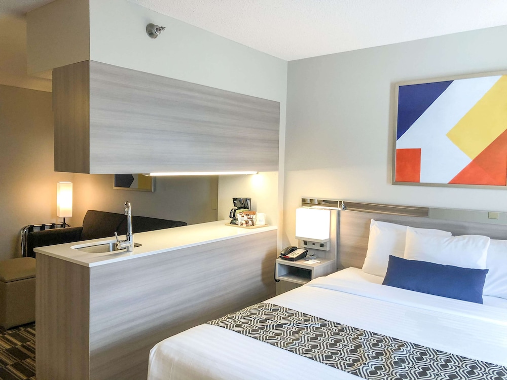 Microtel Inn & Suites by Wyndham Eagan St Paul - photo 6