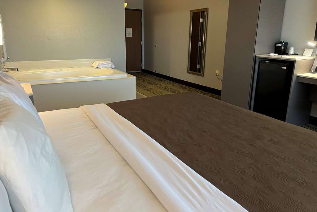 AmericInn by Wyndham Republic - photo 15