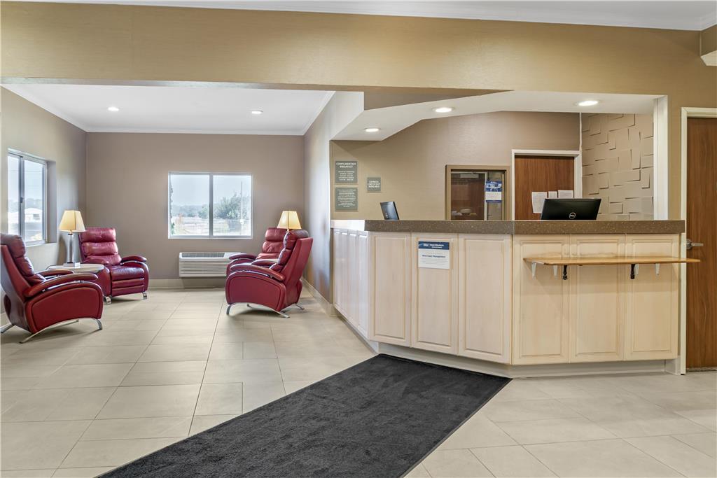 Best Western Lakewinds - photo 28