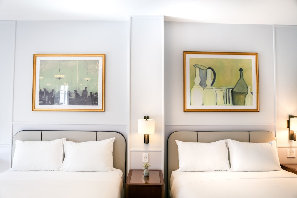 Hotel Belleclaire - photo 34