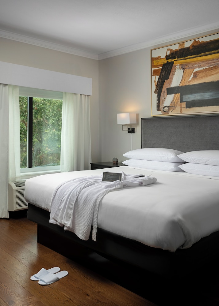 Champions Club and Hotel Houston Westchase - photo 15