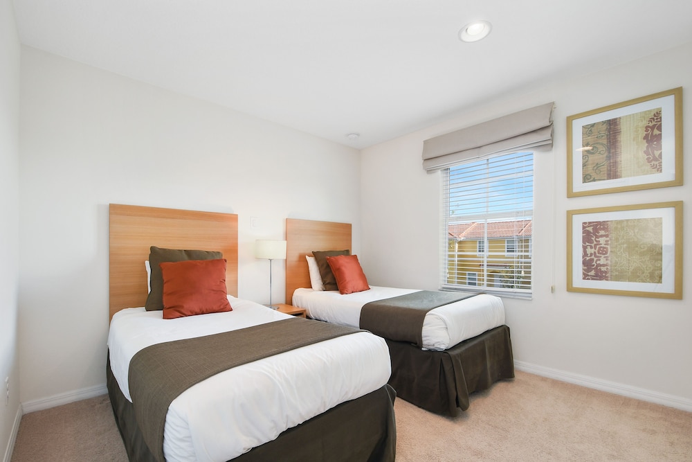 Amazing Three Bedrooms w Spa Jacuzzi close Disney @ Encantada 3012 - photo 5
