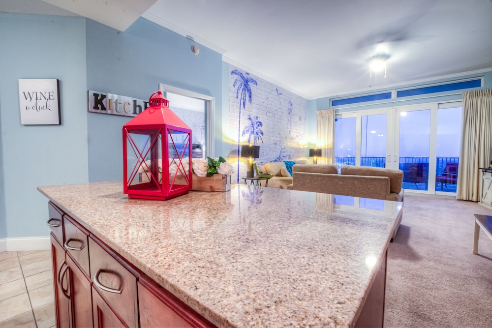 Laketown Wharf Resort by Aneliya's Rentals - photo 556