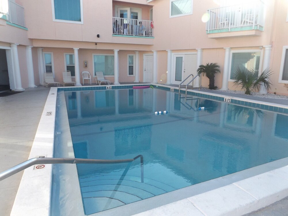 Pineapple Villas on Laguna Beach - photo 163