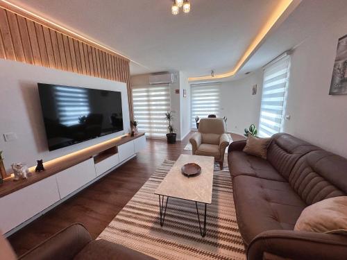 Luxury Apartments 1 — 4-Star Luxury Hotel in Kosovo Polje, Kosovo