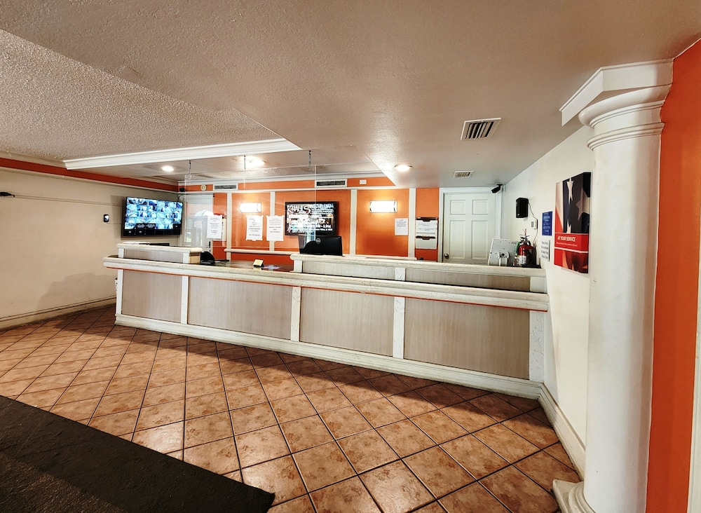 Relax Inn Little Rock - photo 3