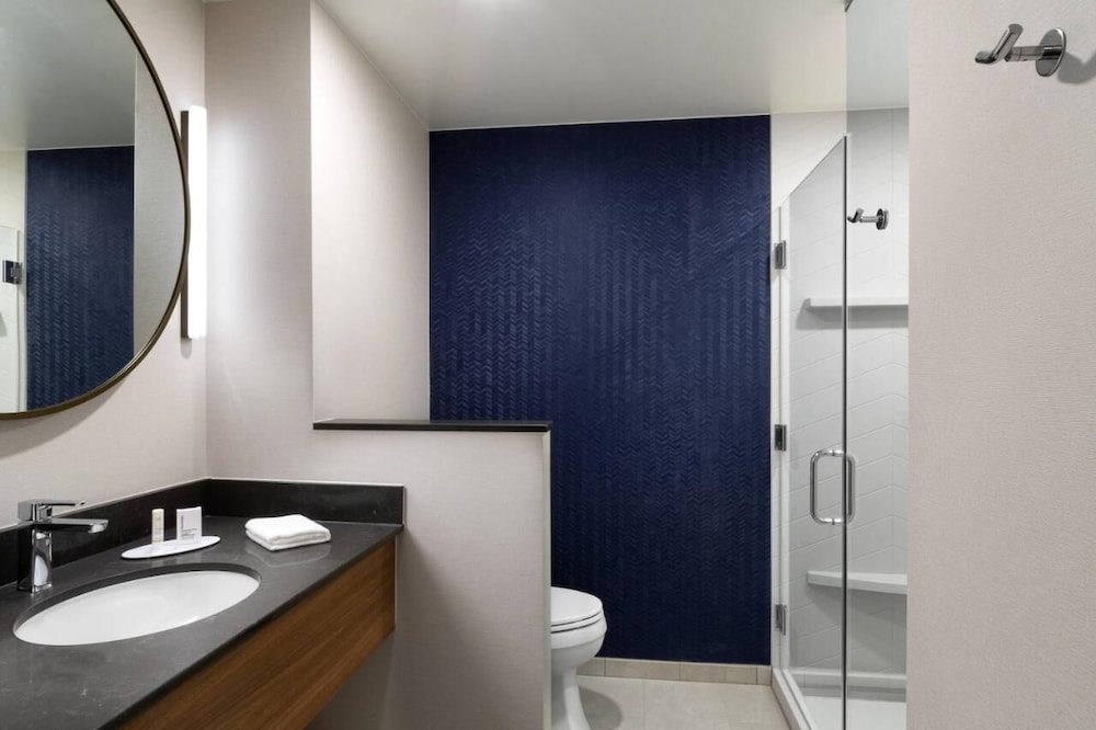 Fairfield Inn & Suites by Marriott Stony Creek - photo 12