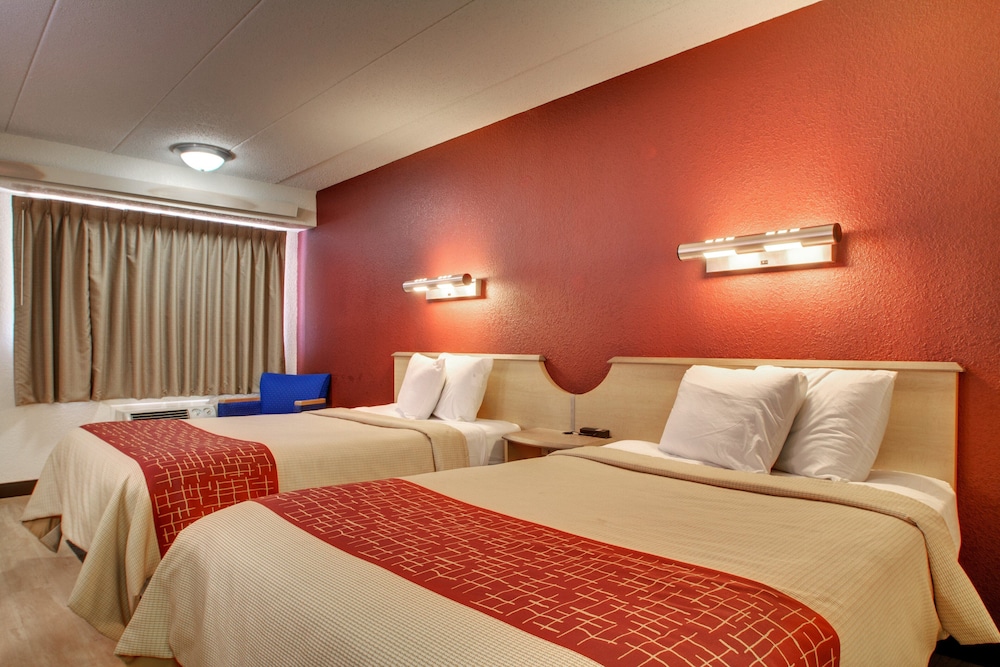 Red Roof Inn St Louis Westport Maryland Heights - photo 17