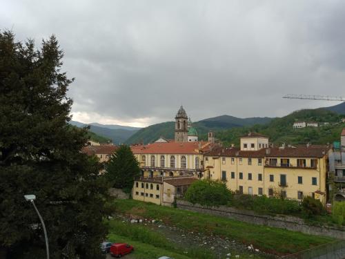 Casa Con Vista Border House Pontremoli — 4-Star Luxury Hotel in Pontremoli, Italy