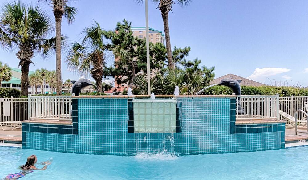 Pelican Beach Resort - photo 41