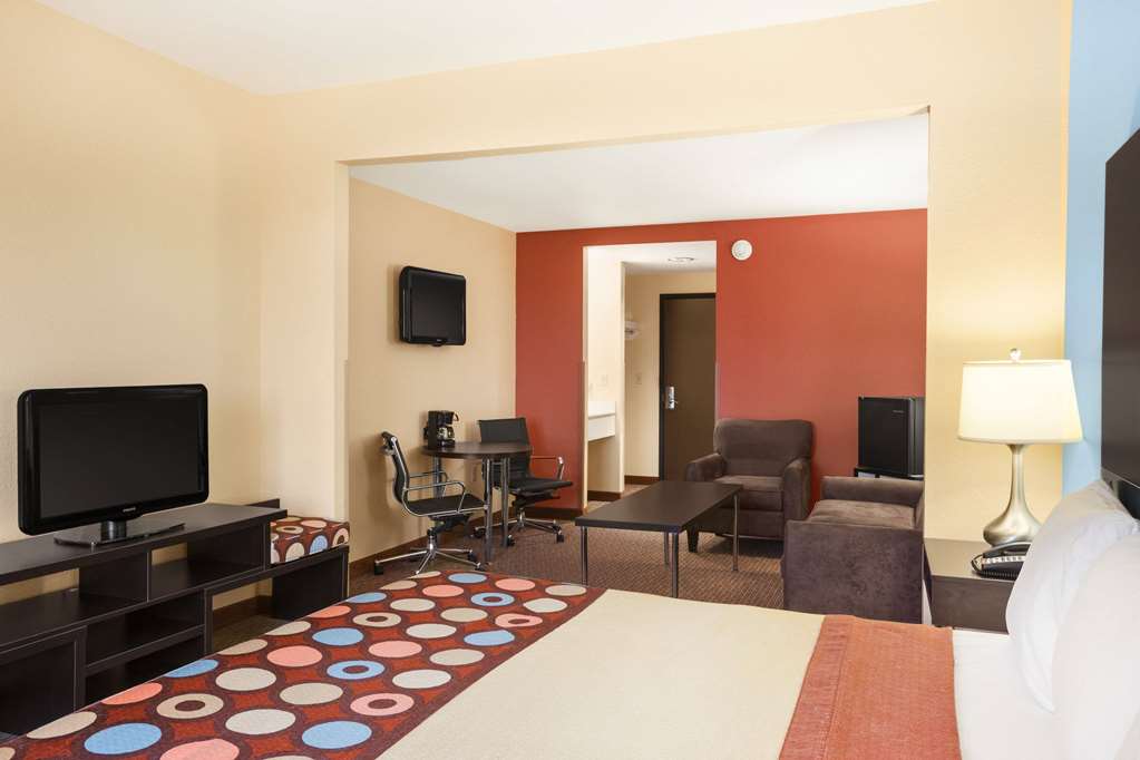 Super 8 by Wyndham Pennsville Wilmington - photo 11