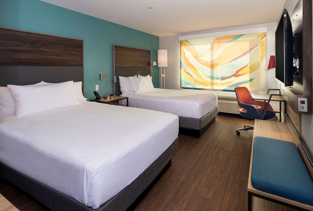 Tru By Hilton Phoenix Glendale Westgate AZ - photo 8