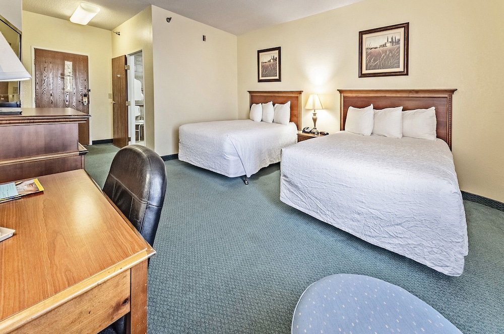 Branson Towers Hotel - photo 5