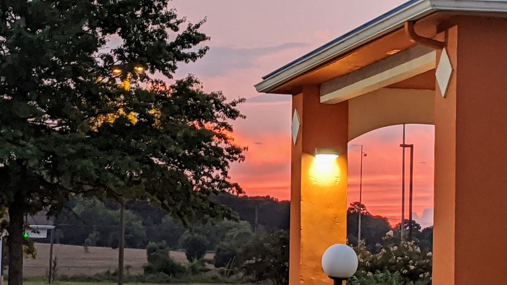 Quality Inn & Suites Decatur Priceville I 65 - photo 24