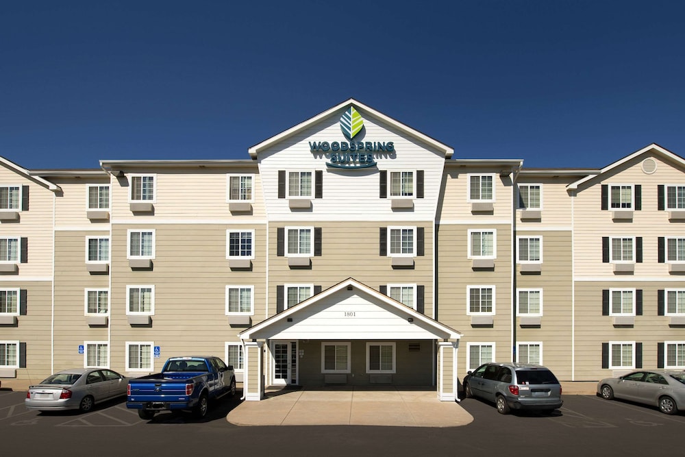 WoodSpring Suites Topeka - featured photo