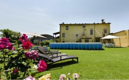 Casale Paola Belcanto Villas — 4-Star Luxury Hotel in Pietrasanta, Italy