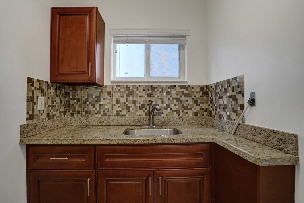 Coastal Studio by Hollywood Beach Boardwalk - photo 25