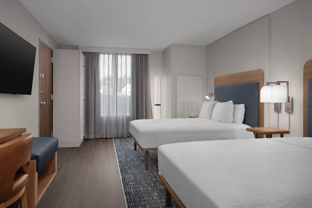 Homewood Suites By Hilton Portsmouth Downtown - photo 15