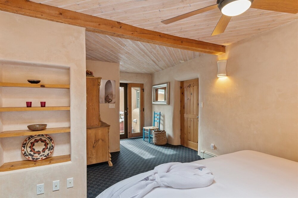 La Joya Spacious and Historic Downtown Jewel - photo 17