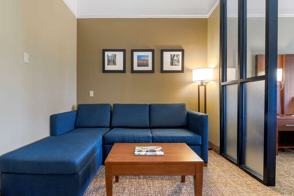 Comfort Suites Savannah North I 95 - photo 15