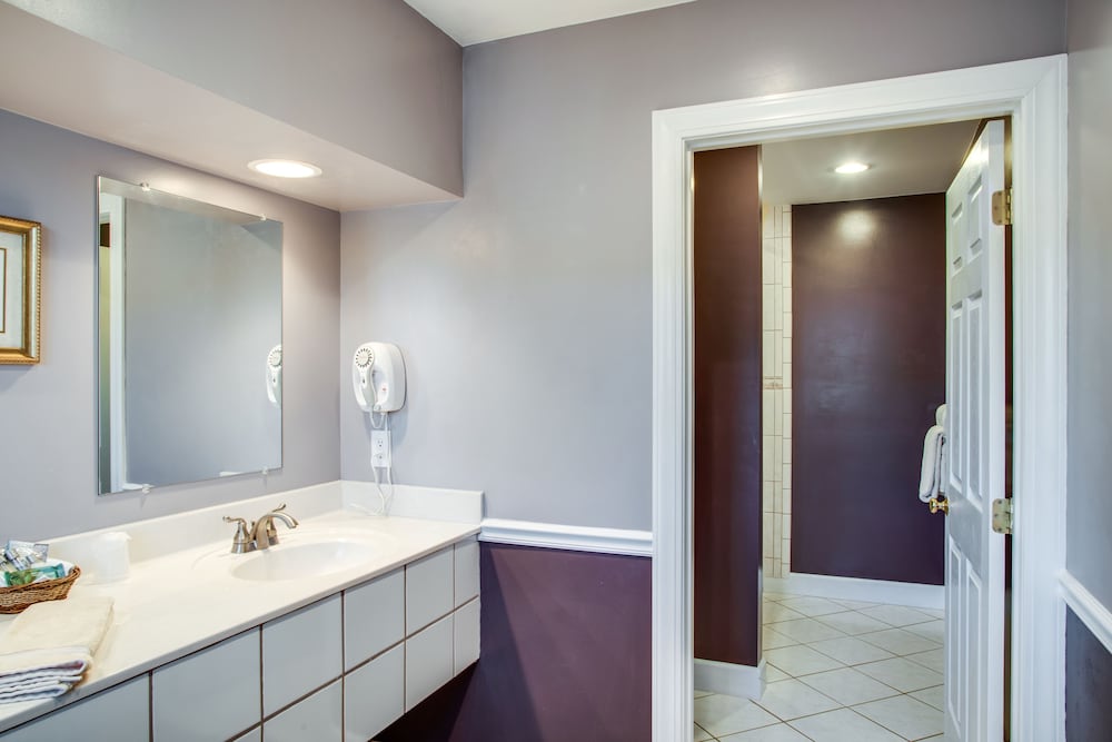 Boxwood Lodge - photo 11