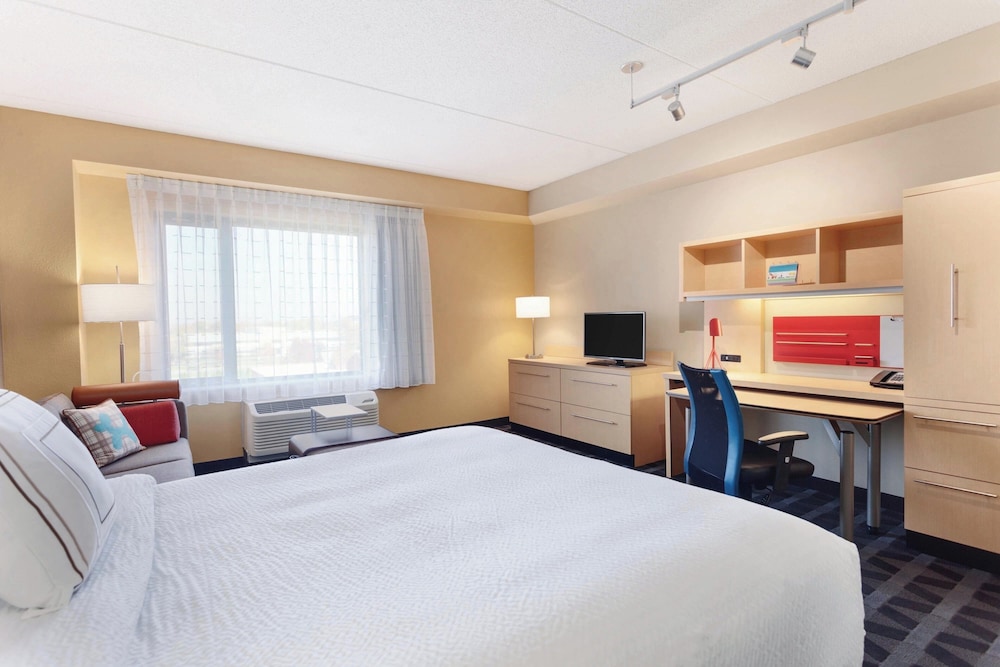 Towneplace Suites by Marriott Harrisburg West Mechanicsburg - photo 21