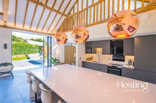 Honeybee Barn Stunning 4 Bed Rural Paradise — 4-Star Luxury Hotel in Halton, United Kingdom