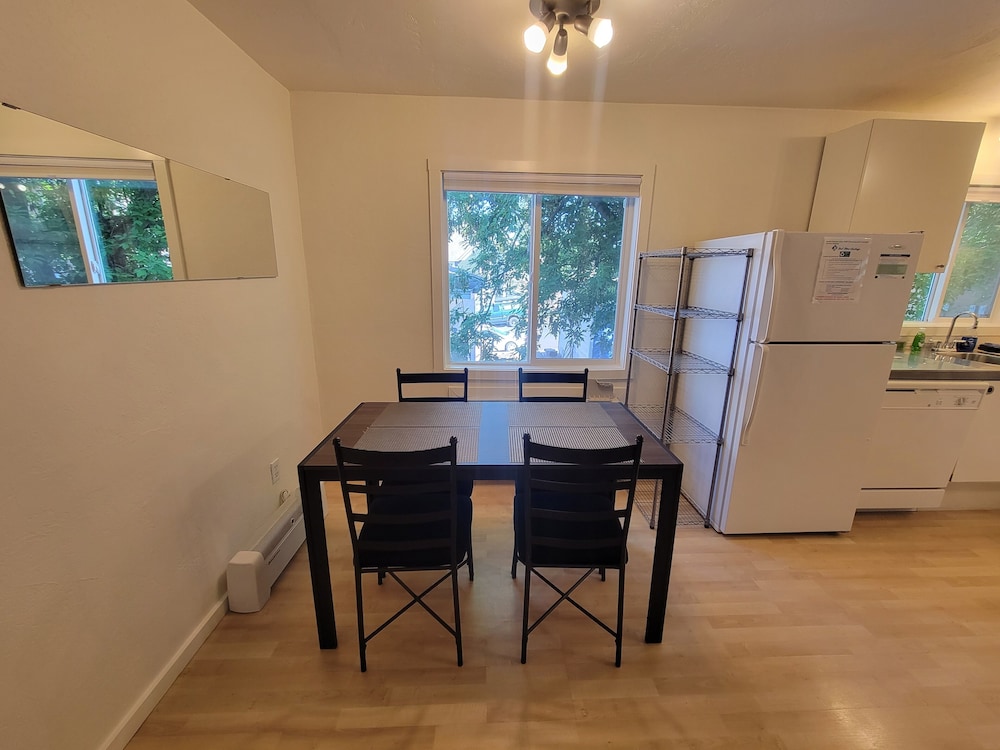 Hood River Suites Apartment Hotel - photo 44