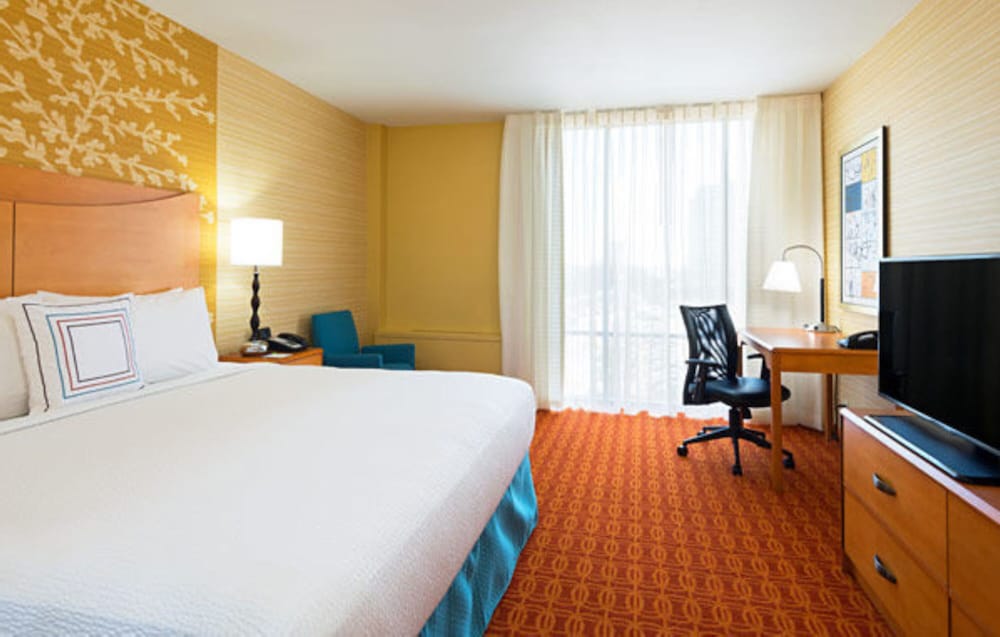 Fairfield Inn & Suites by Marriott Louisville Downtown - photo 8