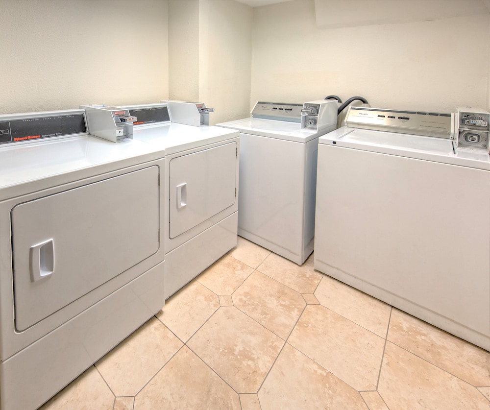 Holiday Inn Port of Miami Downtown Hotel - photo 43
